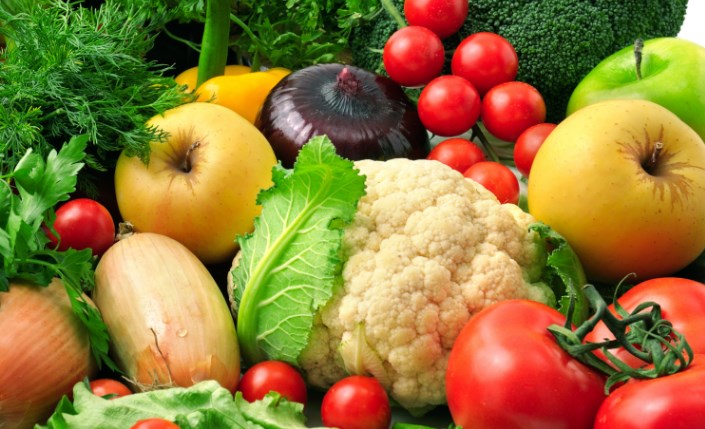 Eating_more_fruit_and_vegetables_can_substantially_increase_happiness_levels